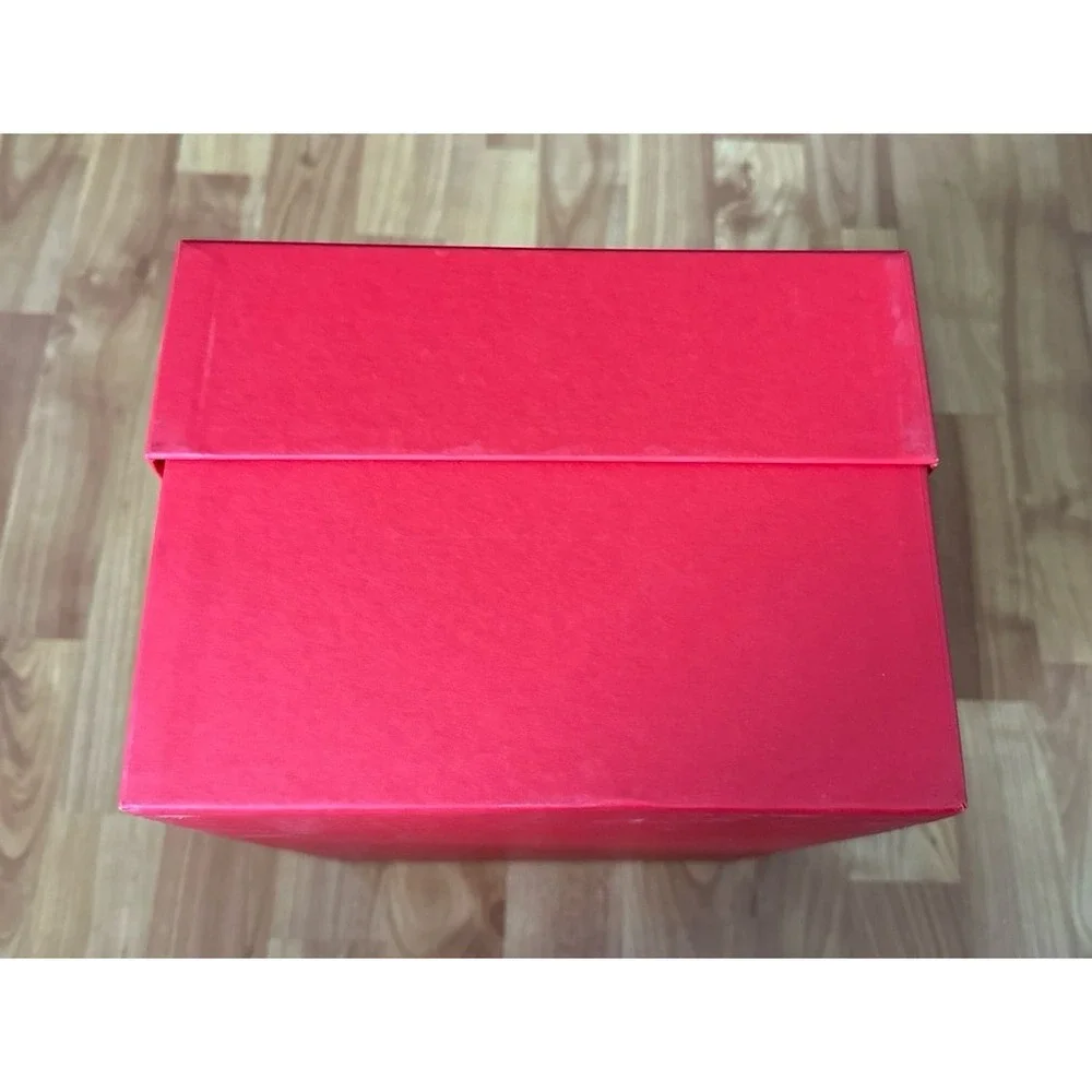 Ferragamo‎ empty shoe box